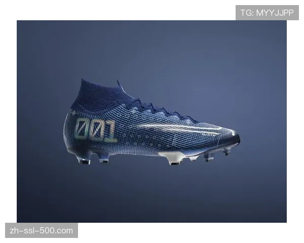耐克发布2026年欧冠决赛限定款足球鞋,融合四强球队元素 耐克发布2026年欧冠决赛限定款足球鞋,融合四强球队元素