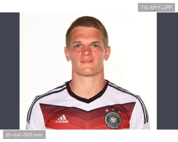 弗赖堡队长金特尔接受专访,谈及职业生涯末期规划 弗赖堡队长金特尔接受专访,谈及职业生涯末期规划